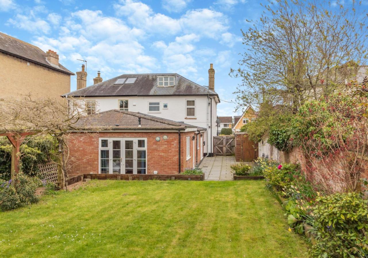 39 London Road Villa Хейлсуърт Екстериор снимка