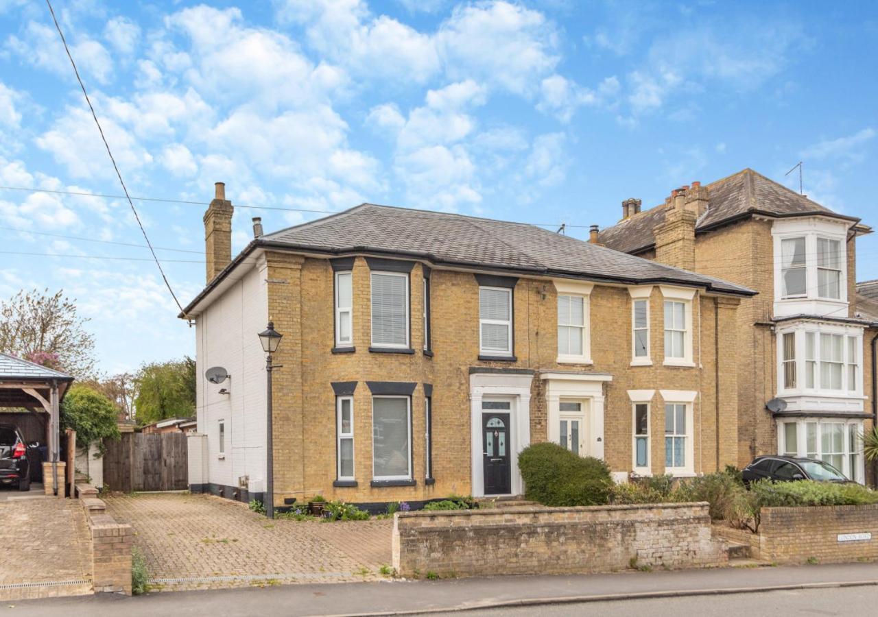 39 London Road Villa Хейлсуърт Екстериор снимка